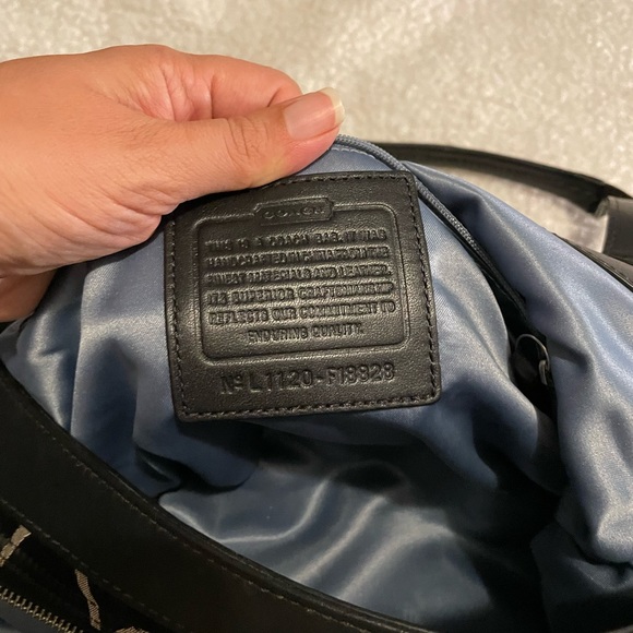 Authentic Coach purse - Picture 3 of 3